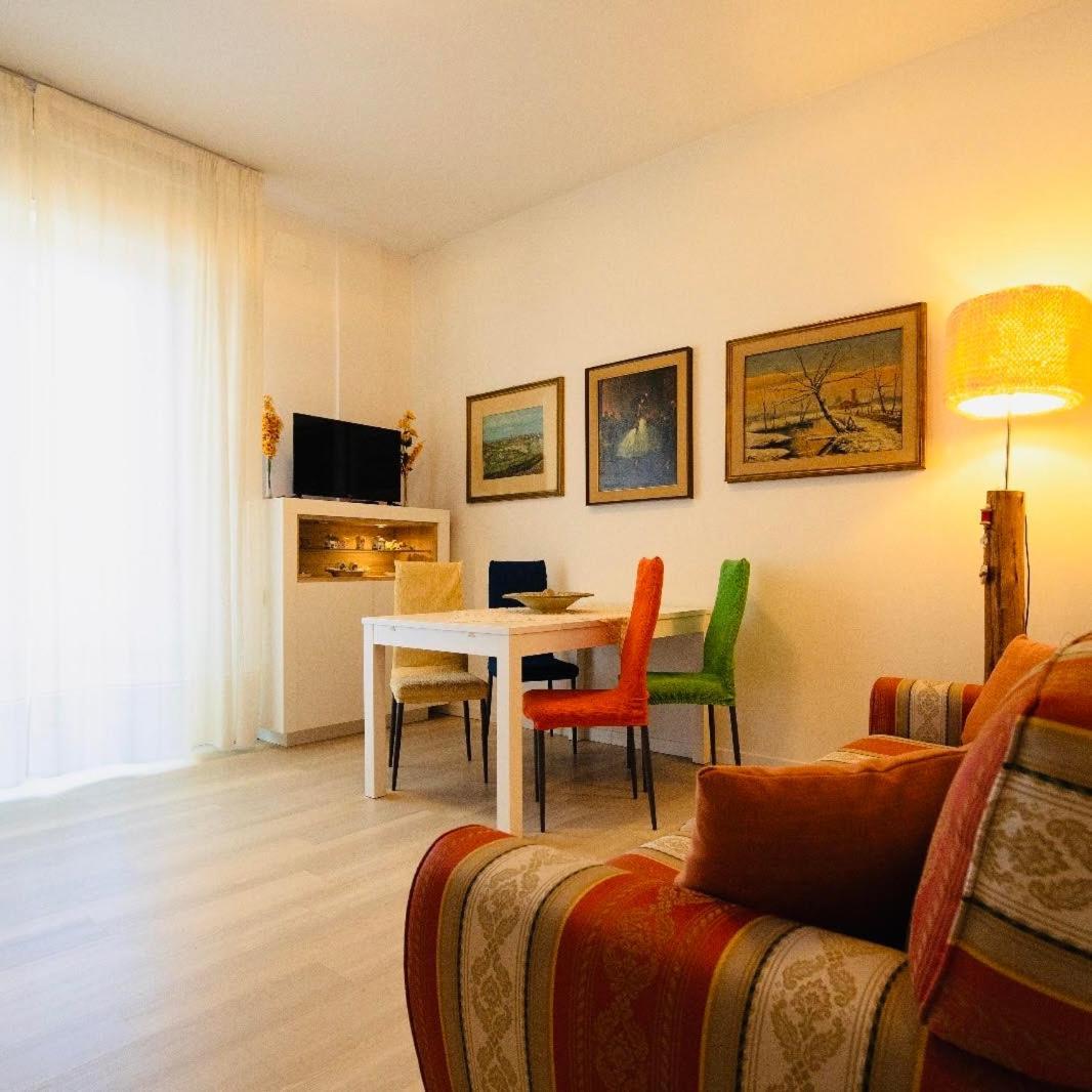 Appartement Palmira House - Delizioso Bilocale For Two à Terni Extérieur photo